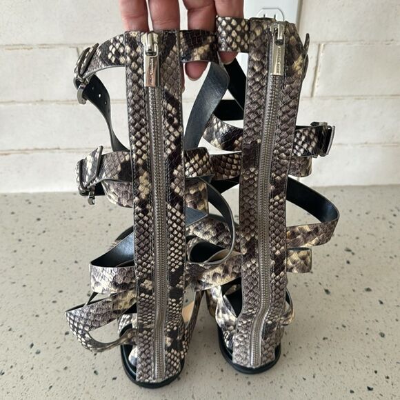 MICHAEL Michael Kors Darby Leather Snake Printed Tall Gladiator Sandals Size 8M - Picture 4 of 16